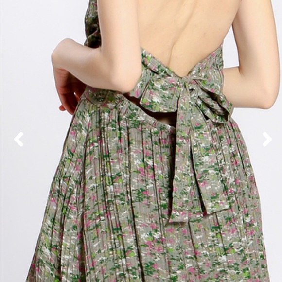 THE KORNER Floral Green Tiered Midi Dress with Spaghetti Straps - Picture 7 of 8